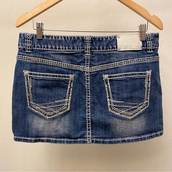 Rock & Roll Cowgirl 30 (11) Denim Mini Skirt Embellished Logo Stretch Low Rise - Picture 13 of 13